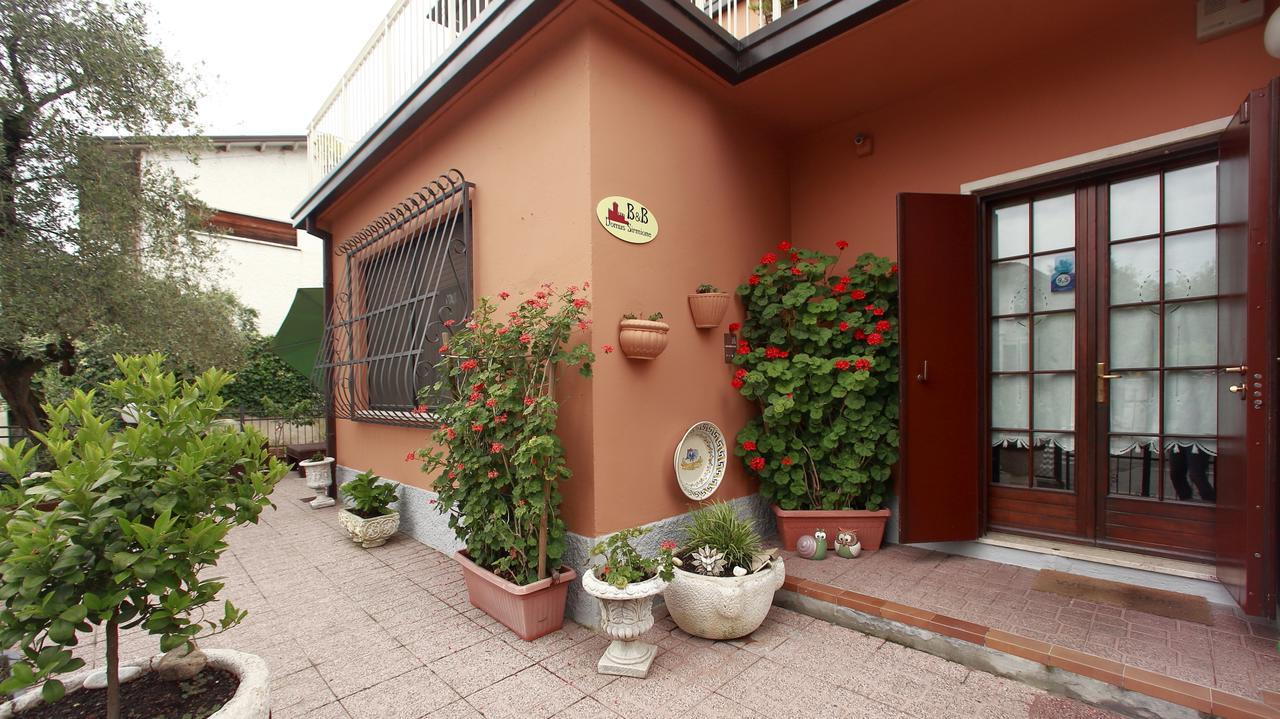B&B Domus Sirmione Bagian luar foto
